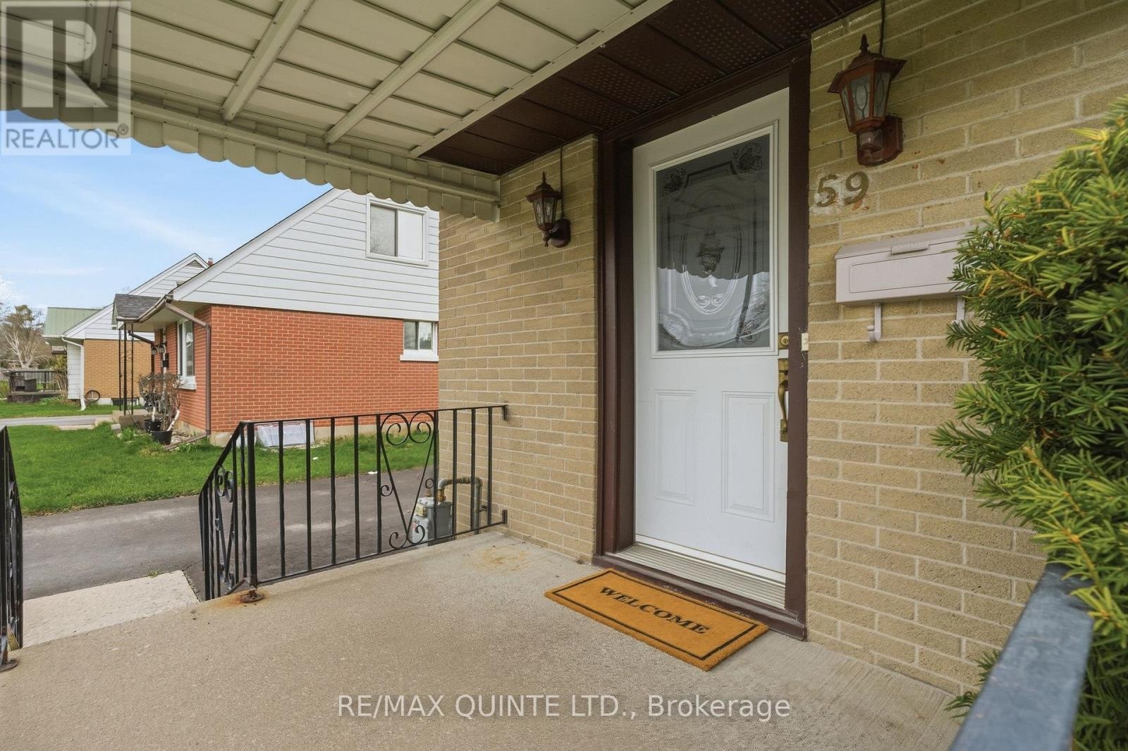 59 Fourth Avenue, Quinte West, Ontario  K8V 5N5 - Photo 5 - X13039596