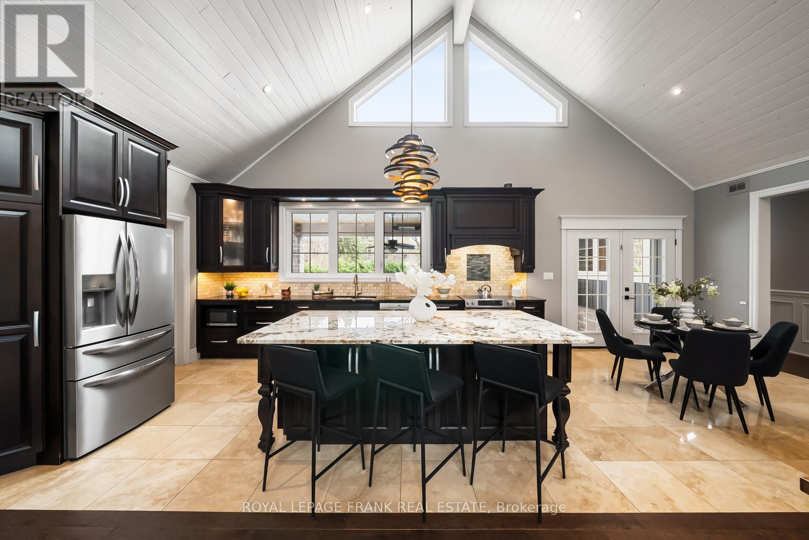 325 Maine Street, Oshawa, Ontario  L1L 1A8 - Photo 14 - E13039414