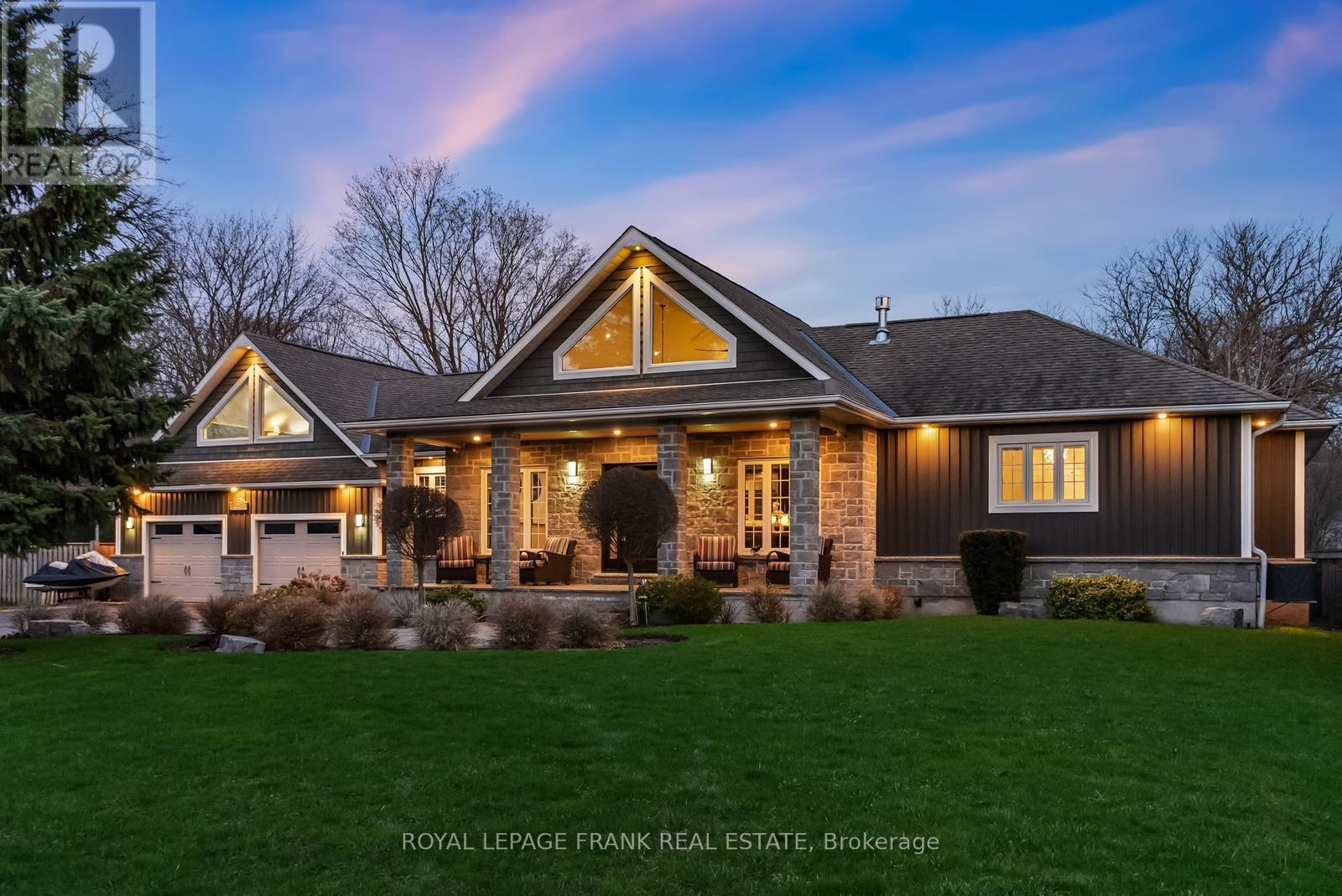 325 Maine Street, Oshawa, Ontario  L1L 1A8 - Photo 1 - E13039414