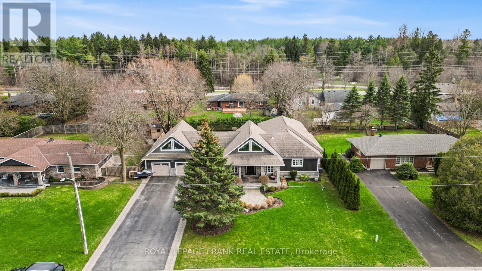 325 Maine Street, Oshawa, Ontario  L1L 1A8 - Photo 3 - E13039414