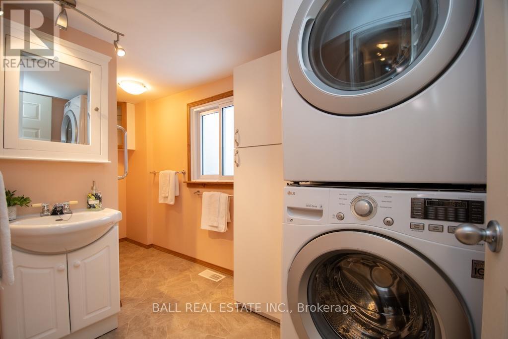 689 North Shore Drive E, Otonabee-South Monaghan, Ontario  K0L 1B0 - Photo 35 - X12801710