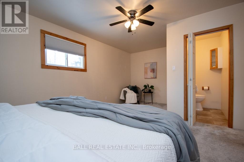 689 North Shore Drive E, Otonabee-South Monaghan, Ontario  K0L 1B0 - Photo 32 - X12801710