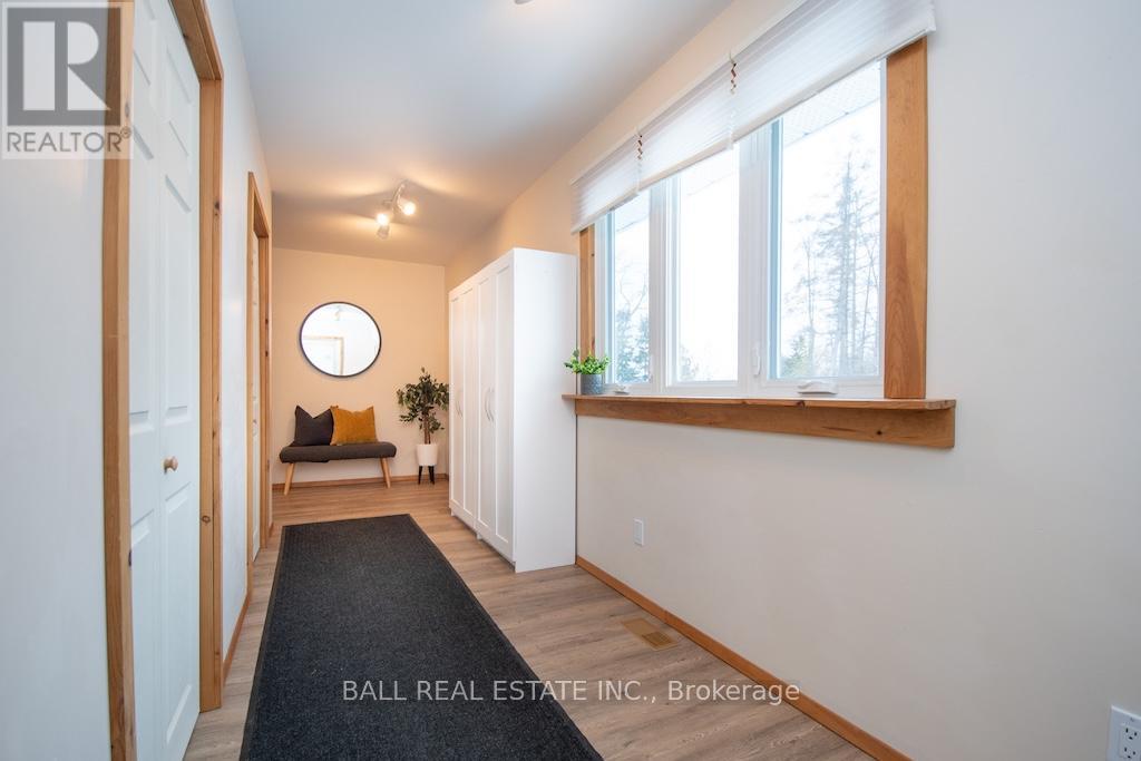 689 North Shore Drive E, Otonabee-South Monaghan, Ontario  K0L 1B0 - Photo 7 - X12801710