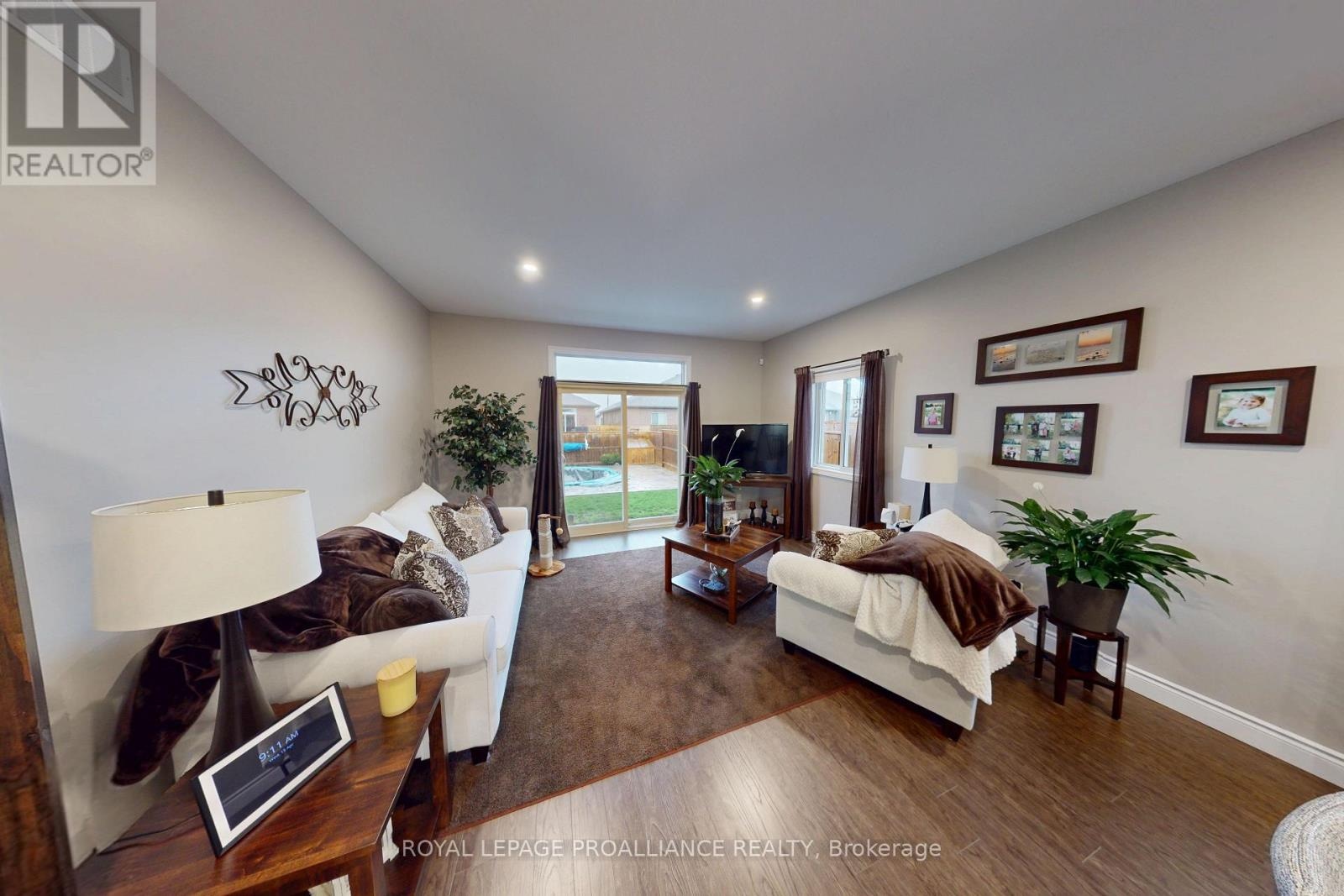 37 Farmington Crescent, Belleville, Ontario  K8N 0J9 - Photo 9 - X13019562