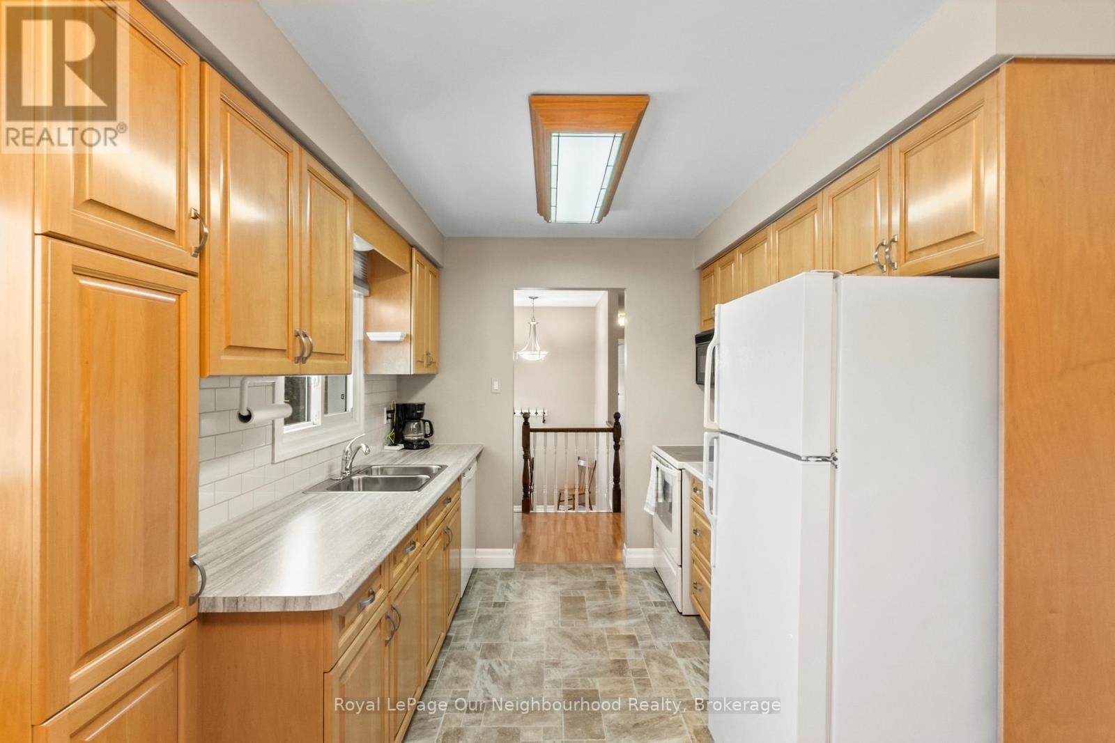 909 Whitefield Drive, Peterborough, Ontario K9J 7W1 - Photo 11 - X12898546