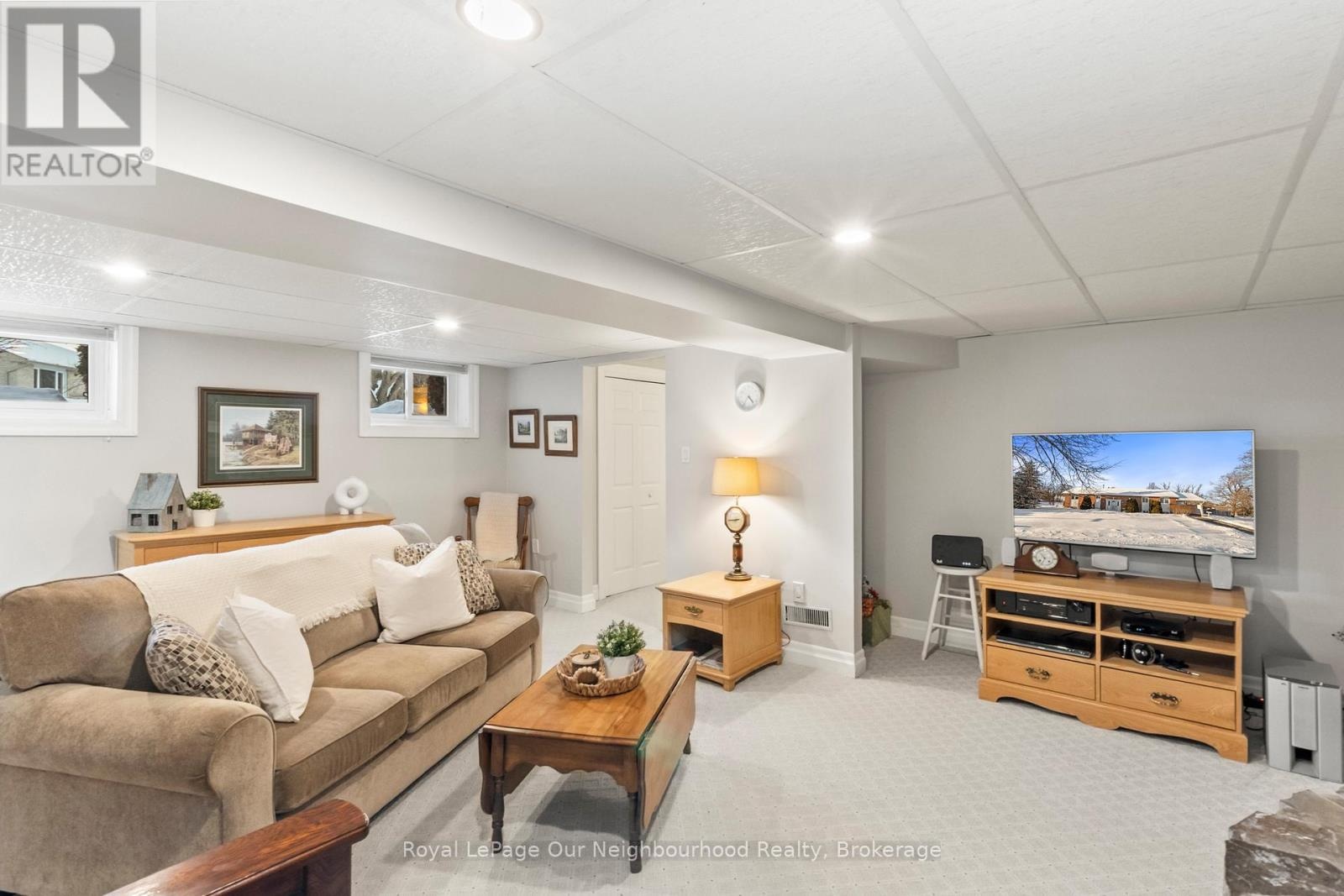 909 Whitefield Drive, Peterborough, Ontario K9J 7W1 - Photo 31 - X12898546