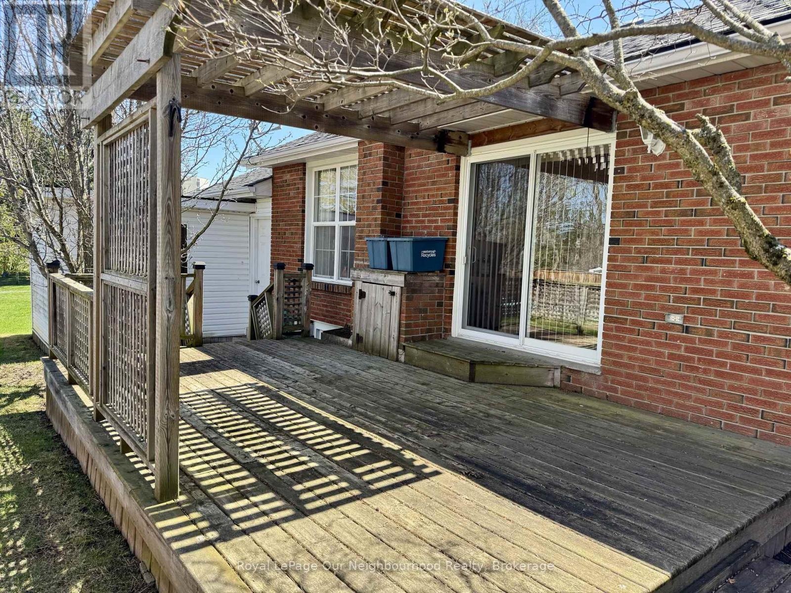 909 Whitefield Drive, Peterborough, Ontario K9J 7W1 - Photo 40 - X12898546