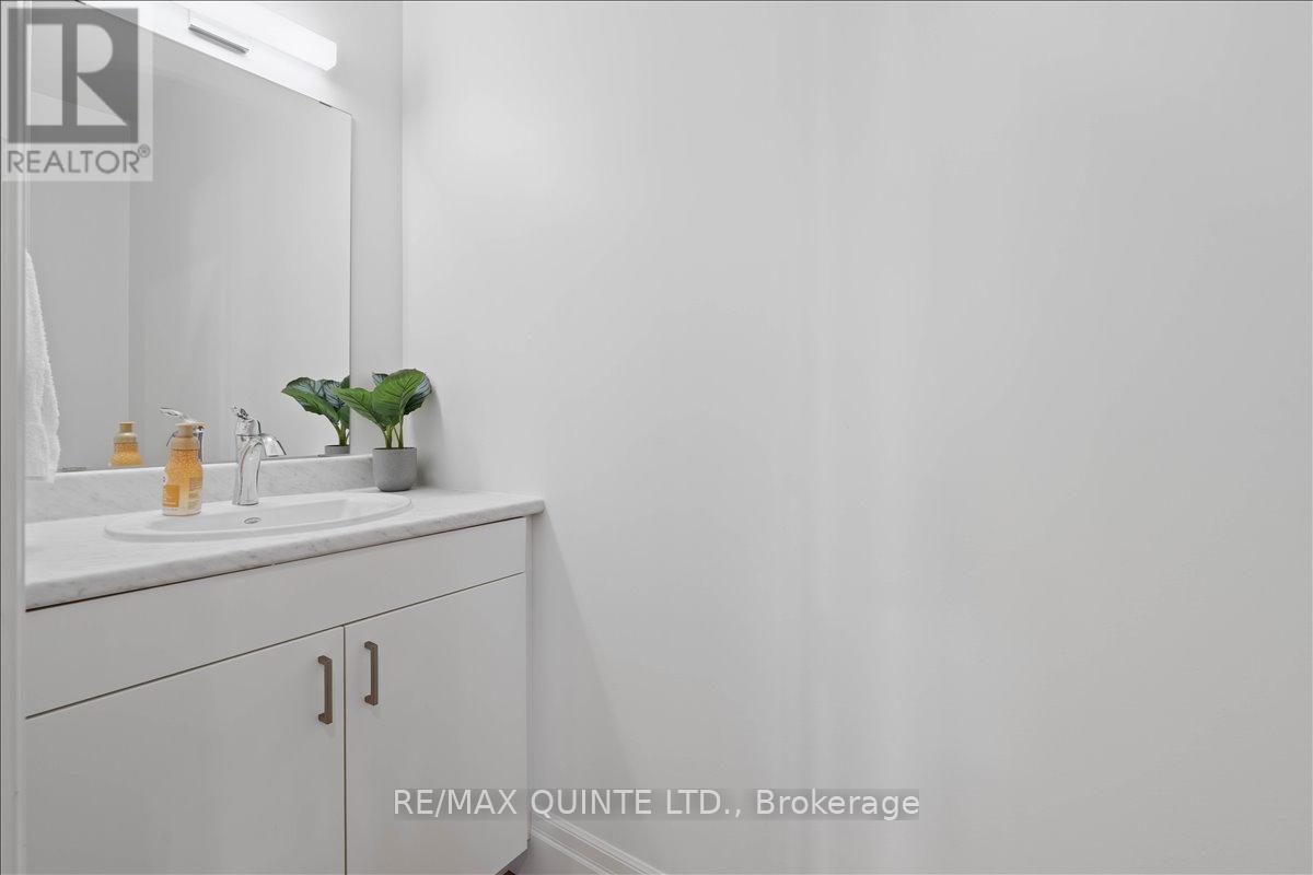 57 Markland Avenue, Prince Edward County, Ontario  K0K 2T0 - Photo 6 - X13048340