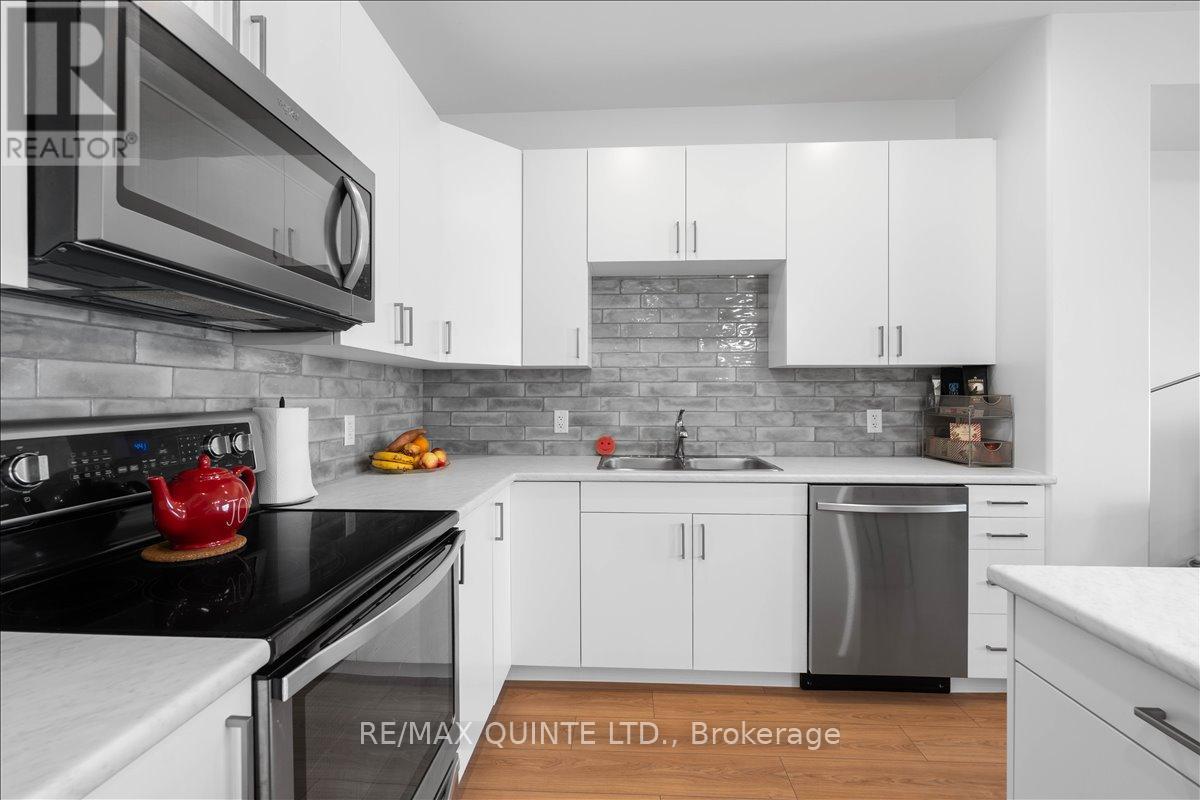 57 Markland Avenue, Prince Edward County, Ontario  K0K 2T0 - Photo 8 - X13048340