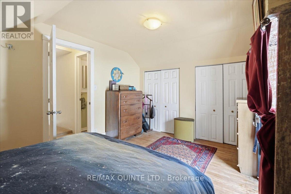 163 Main Street, Prince Edward County, Ontario  K0K 1G0 - Photo 34 - X12855046