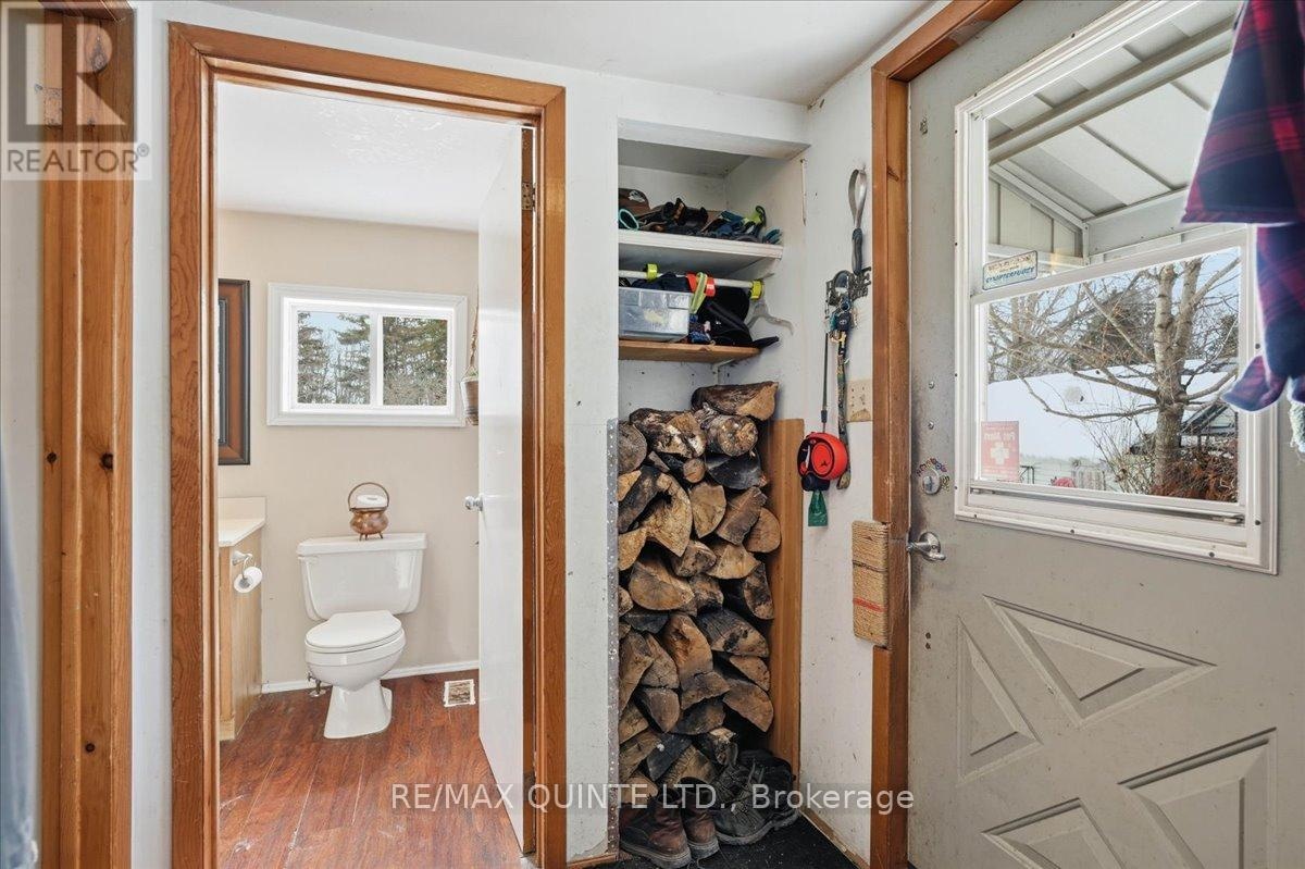 163 Main Street, Prince Edward County, Ontario  K0K 1G0 - Photo 9 - X12855046