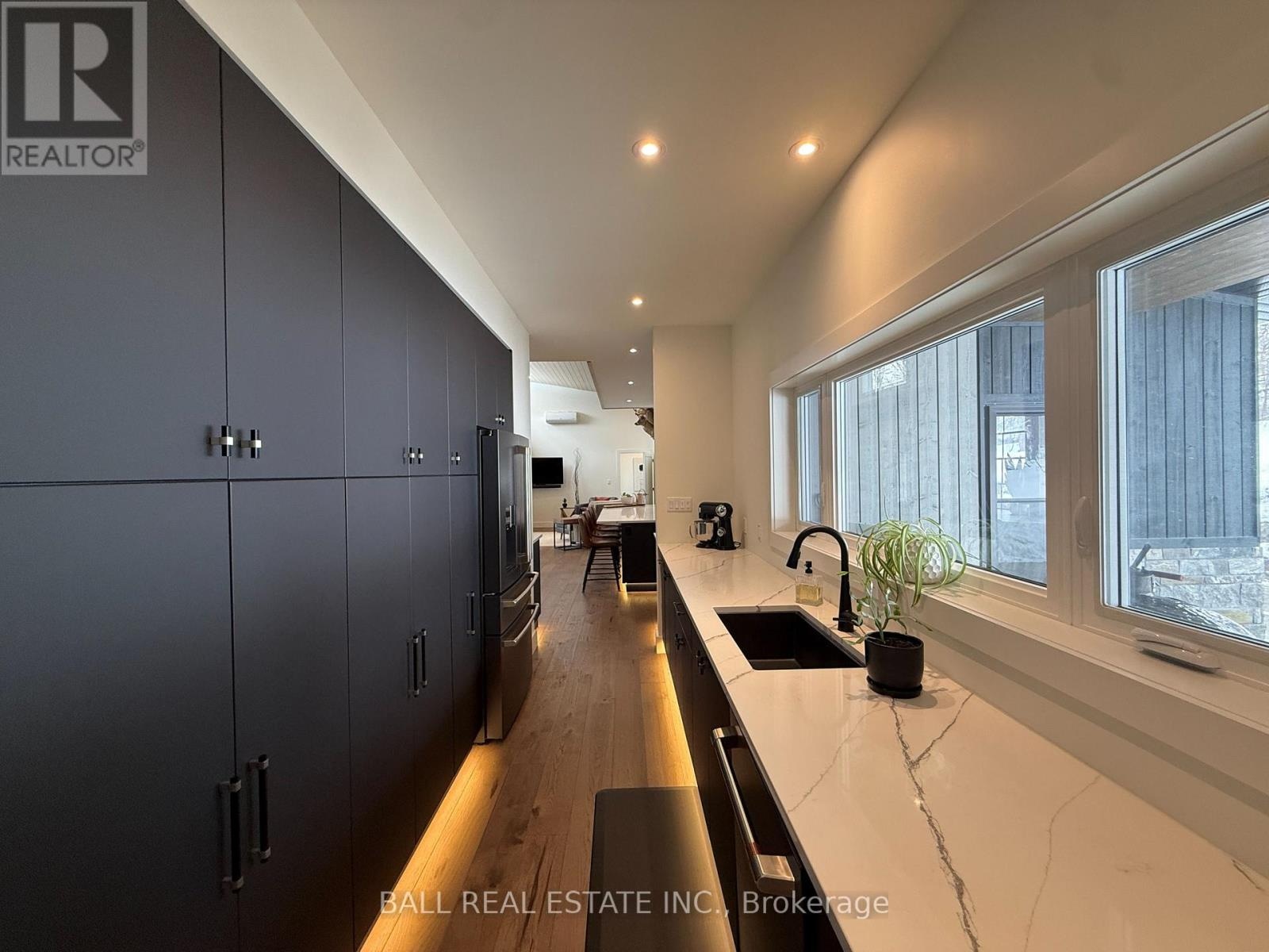 33 Laplantes Road, Trent Lakes, Ontario  K0L 1J0 - Photo 10 - X12904182