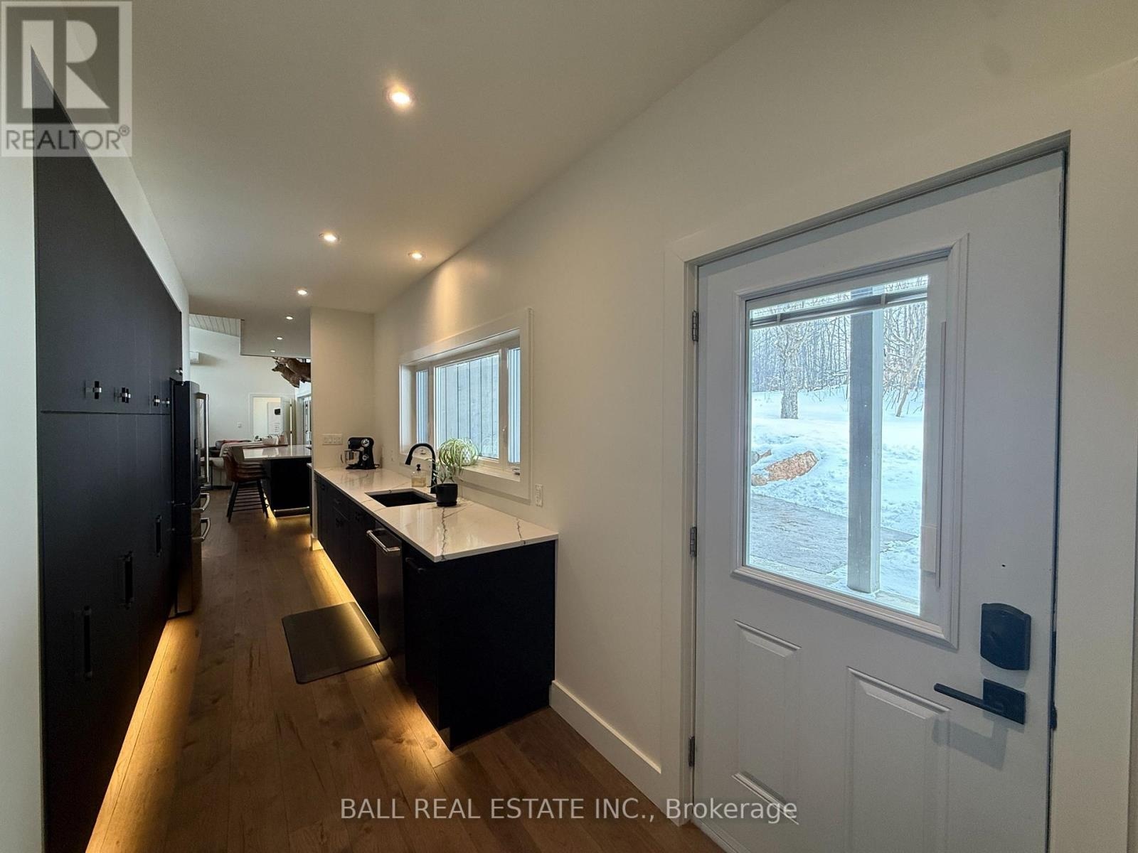 33 Laplantes Road, Trent Lakes, Ontario  K0L 1J0 - Photo 18 - X12904182