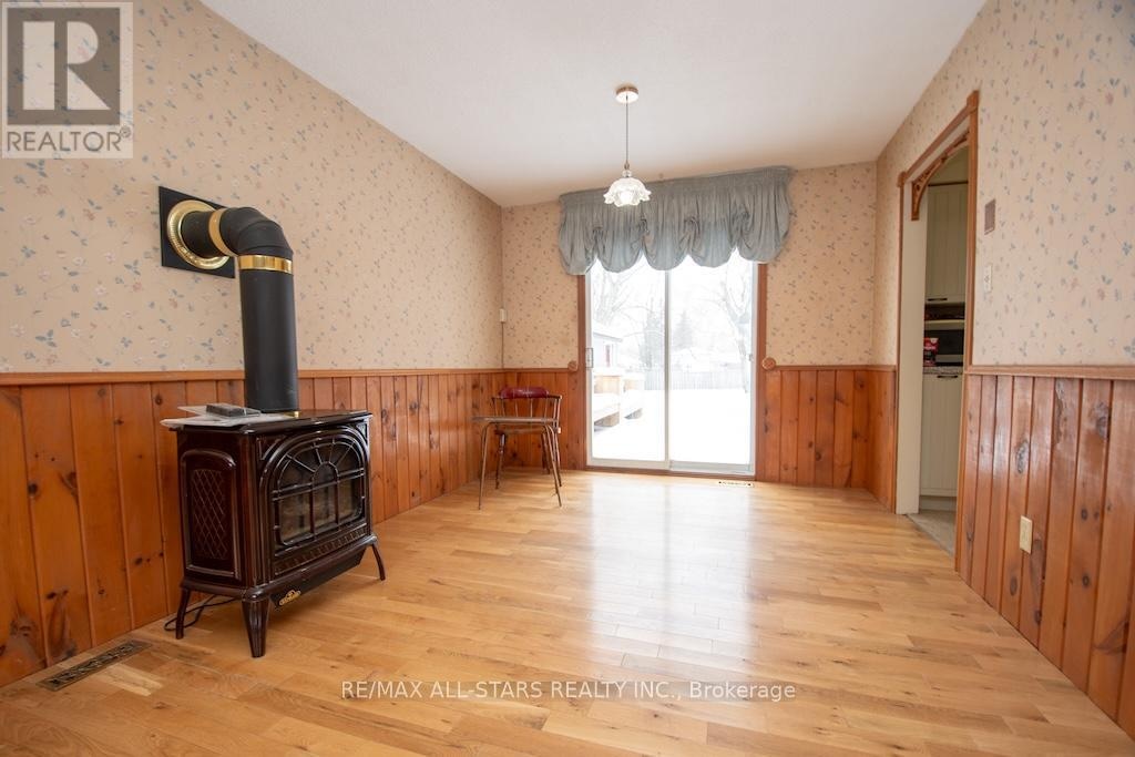 13 Janet Drive, Kawartha Lakes, Ontario  L0B 1K0 - Photo 12 - X12895818
