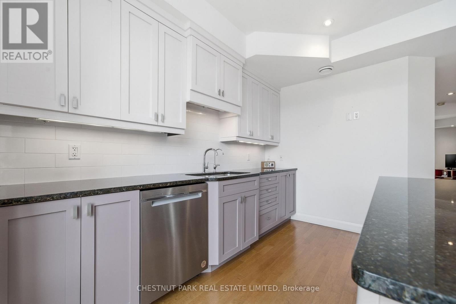 2 - 4 Bridge Street, Prince Edward County, Ontario K0K 2T0 - Photo 20 - X13057518