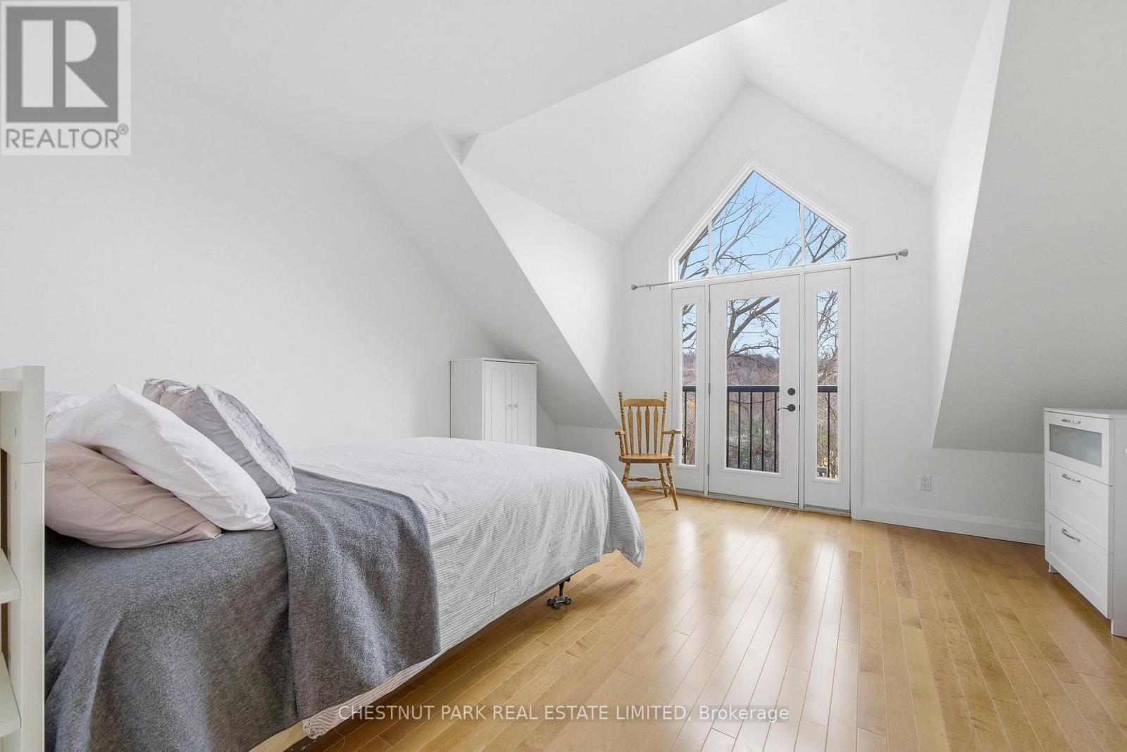 2 - 4 Bridge Street, Prince Edward County, Ontario K0K 2T0 - Photo 37 - X13057518