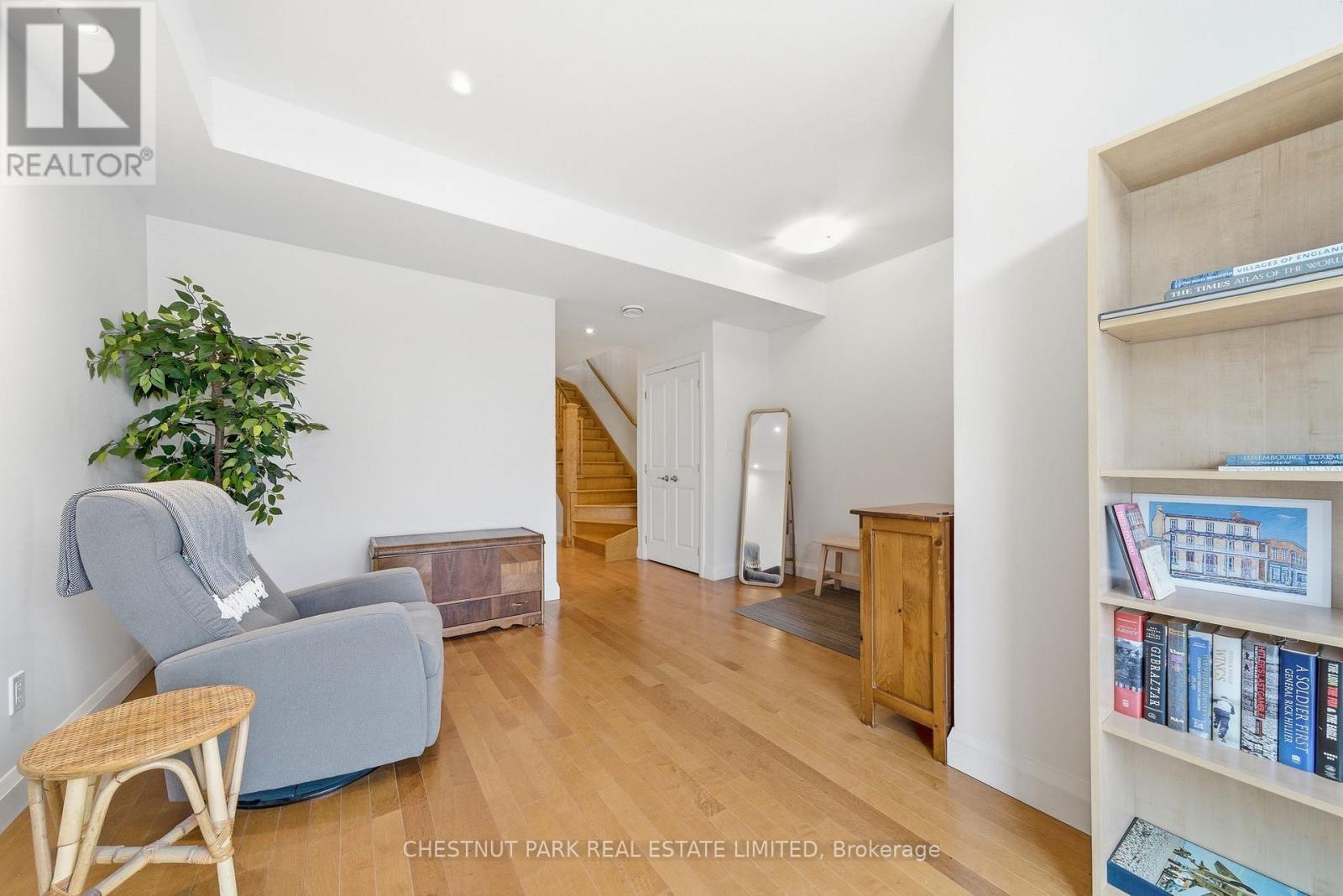 2 - 4 Bridge Street, Prince Edward County, Ontario K0K 2T0 - Photo 8 - X13057518