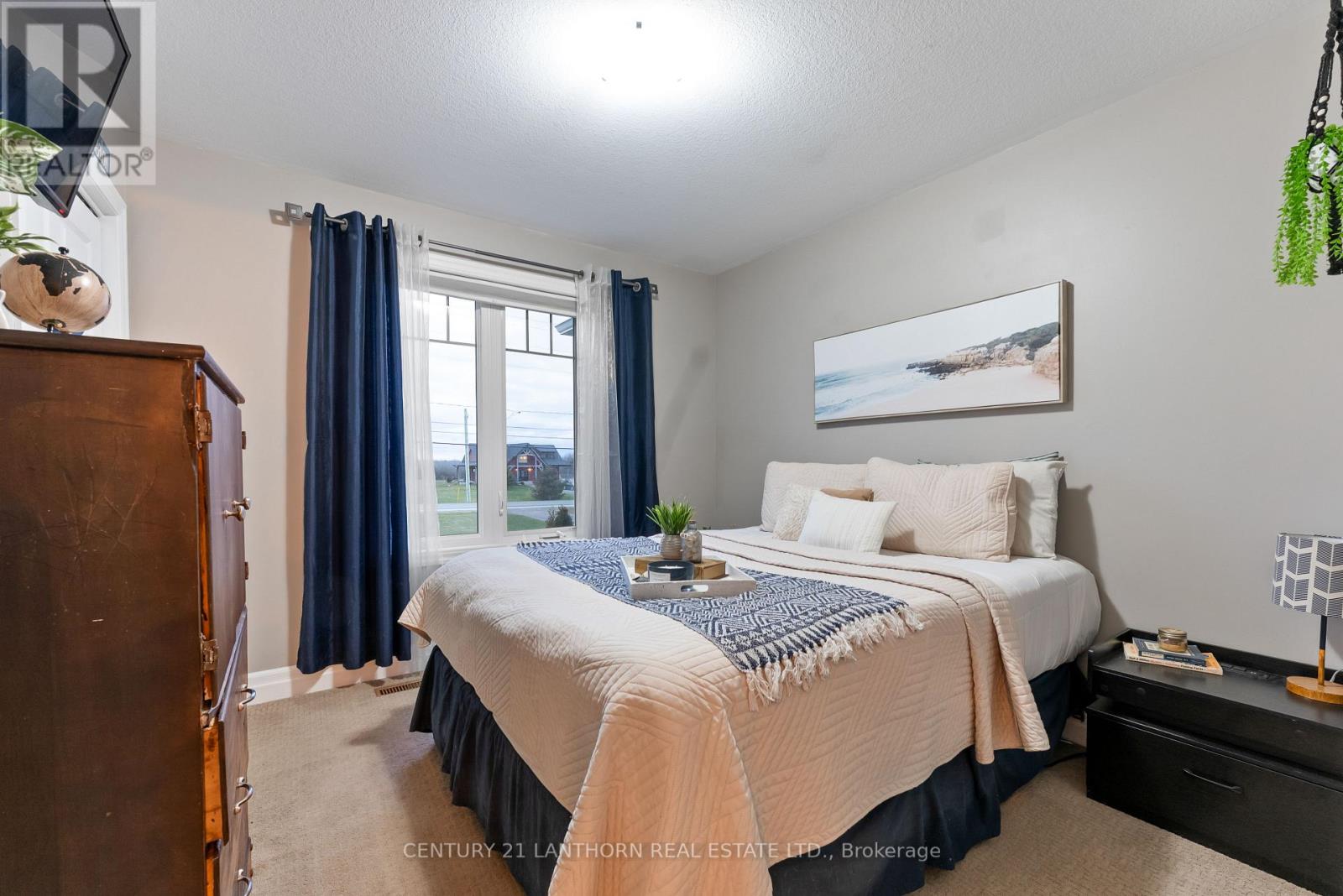 20846 Loyalist Parkway, Prince Edward County, Ontario  K0K 1T0 - Photo 9 - X13058004