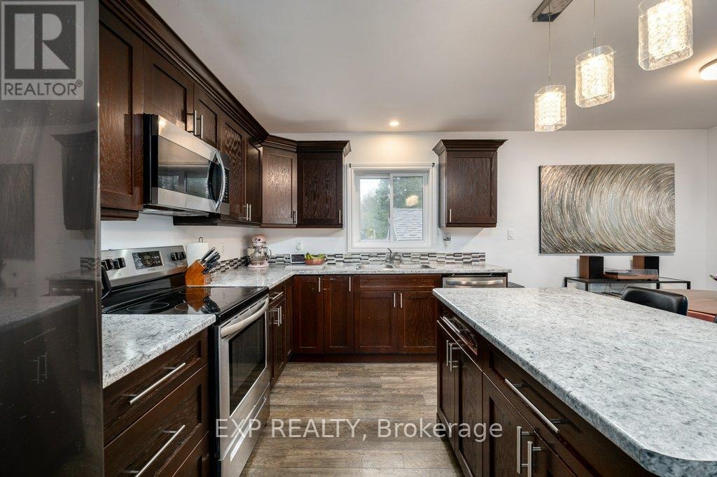 A - 102 Davis Street E, Quinte West, Ontario  K8V 4L1 - Photo 12 - X13058138