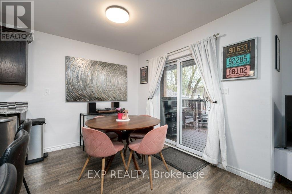 A - 102 Davis Street E, Quinte West, Ontario  K8V 4L1 - Photo 8 - X13058138