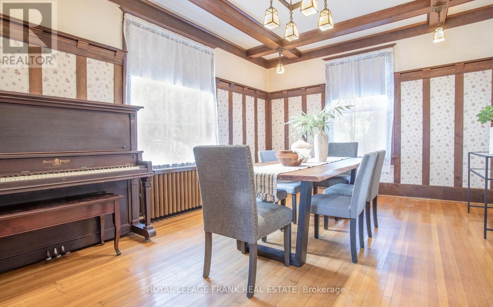 33 Fairbanks Street, Oshawa, Ontario  L1H 2L7 - Photo 10 - E13060012