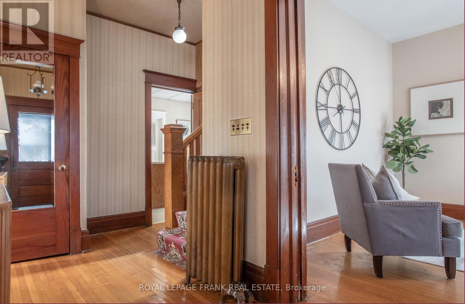 33 Fairbanks Street, Oshawa, Ontario  L1H 2L7 - Photo 17 - E13060012