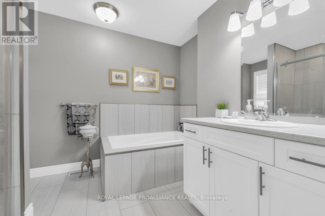49 Redwood Drive, Belleville, Ontario  K8N 0K3 - Photo 21 - X13020430