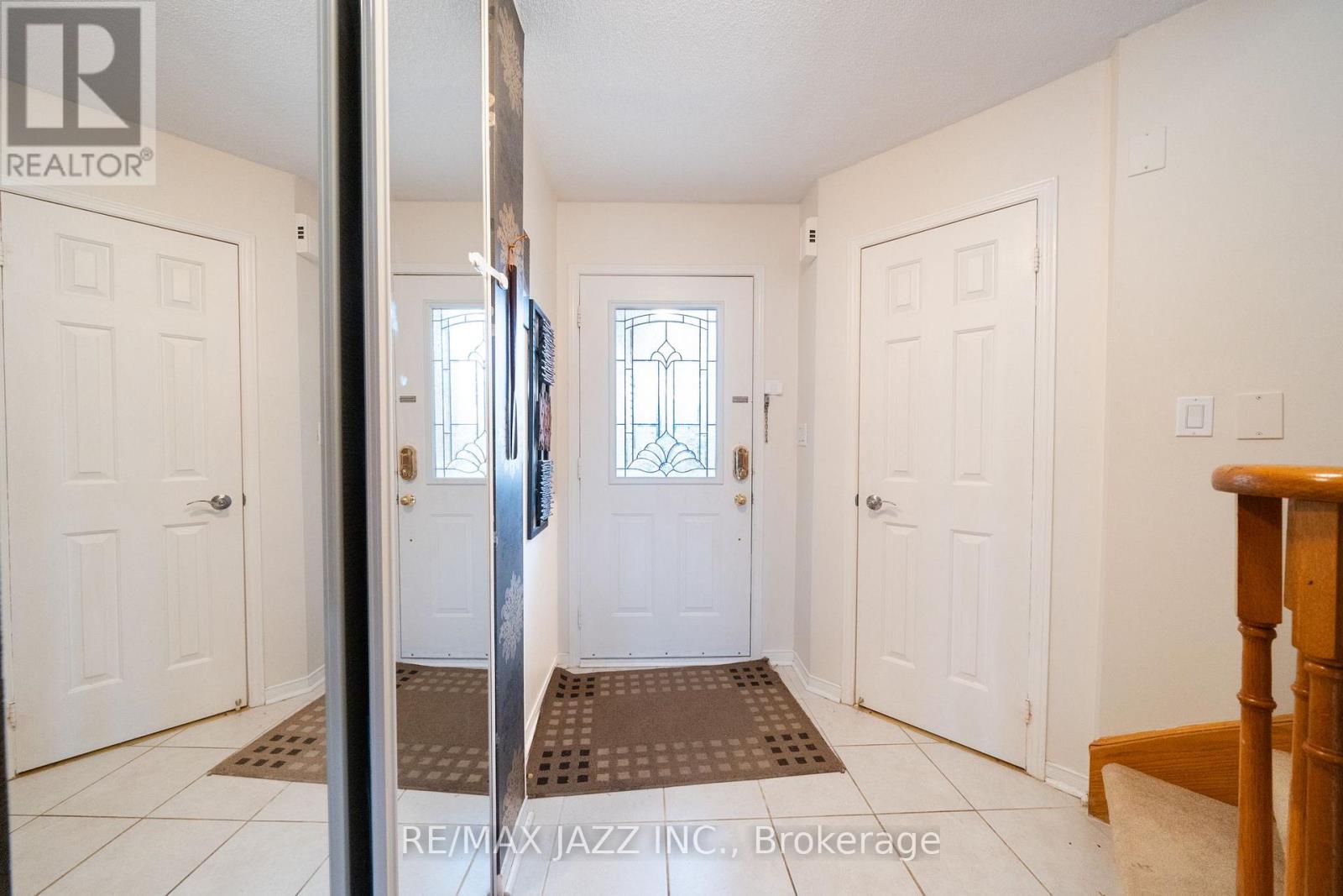 10 Pidduck Street, Clarington, Ontario L1E 2W3 - Photo 3 - E13061650