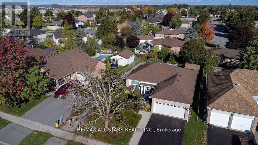 176 Elgin Street, Kawartha Lakes, Ontario  K9V 6B3 - Photo 1 - X13064654