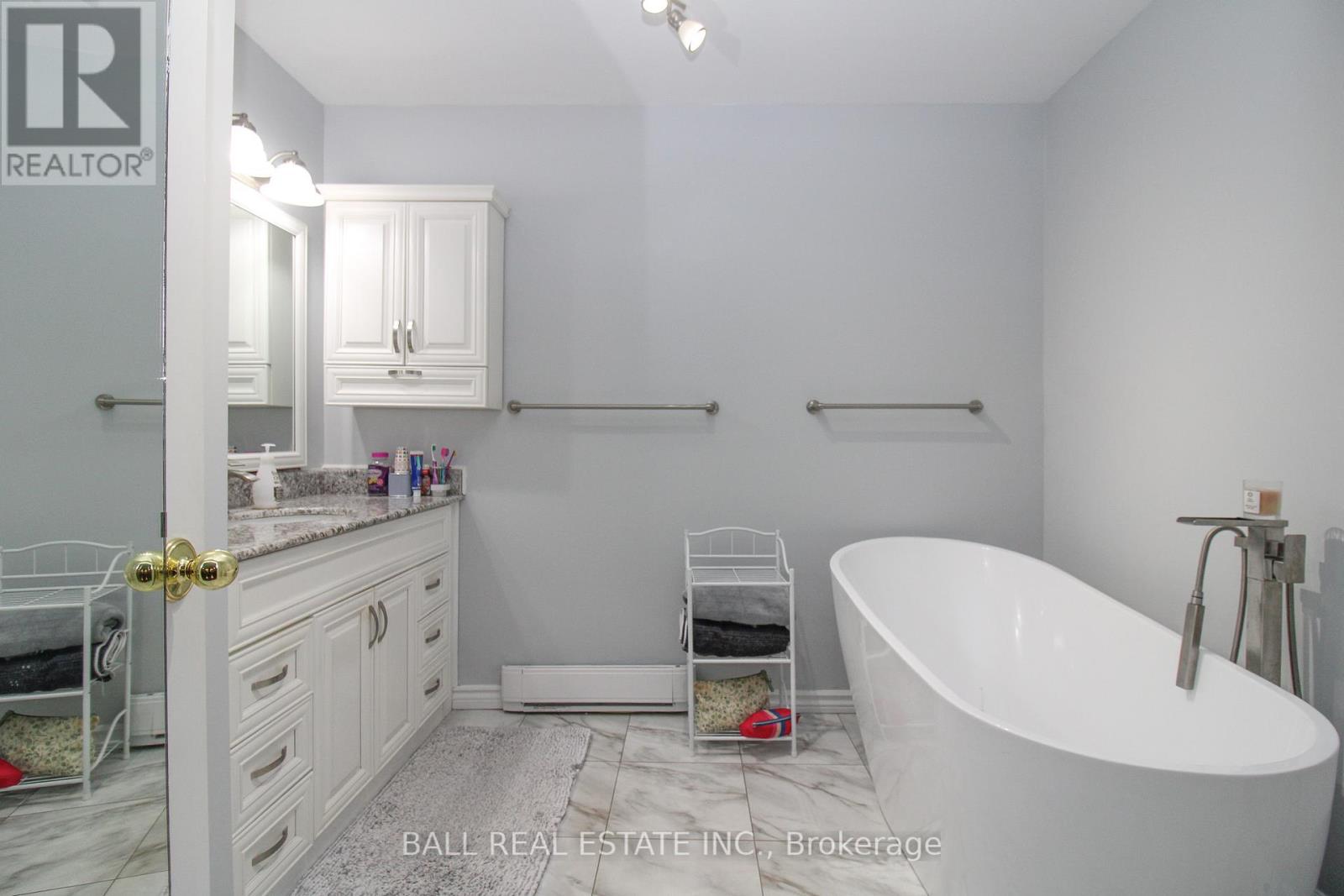 2 - 3 Paddock Wood, Peterborough, Ontario K9H 7H2 - Photo 21 - X13068606