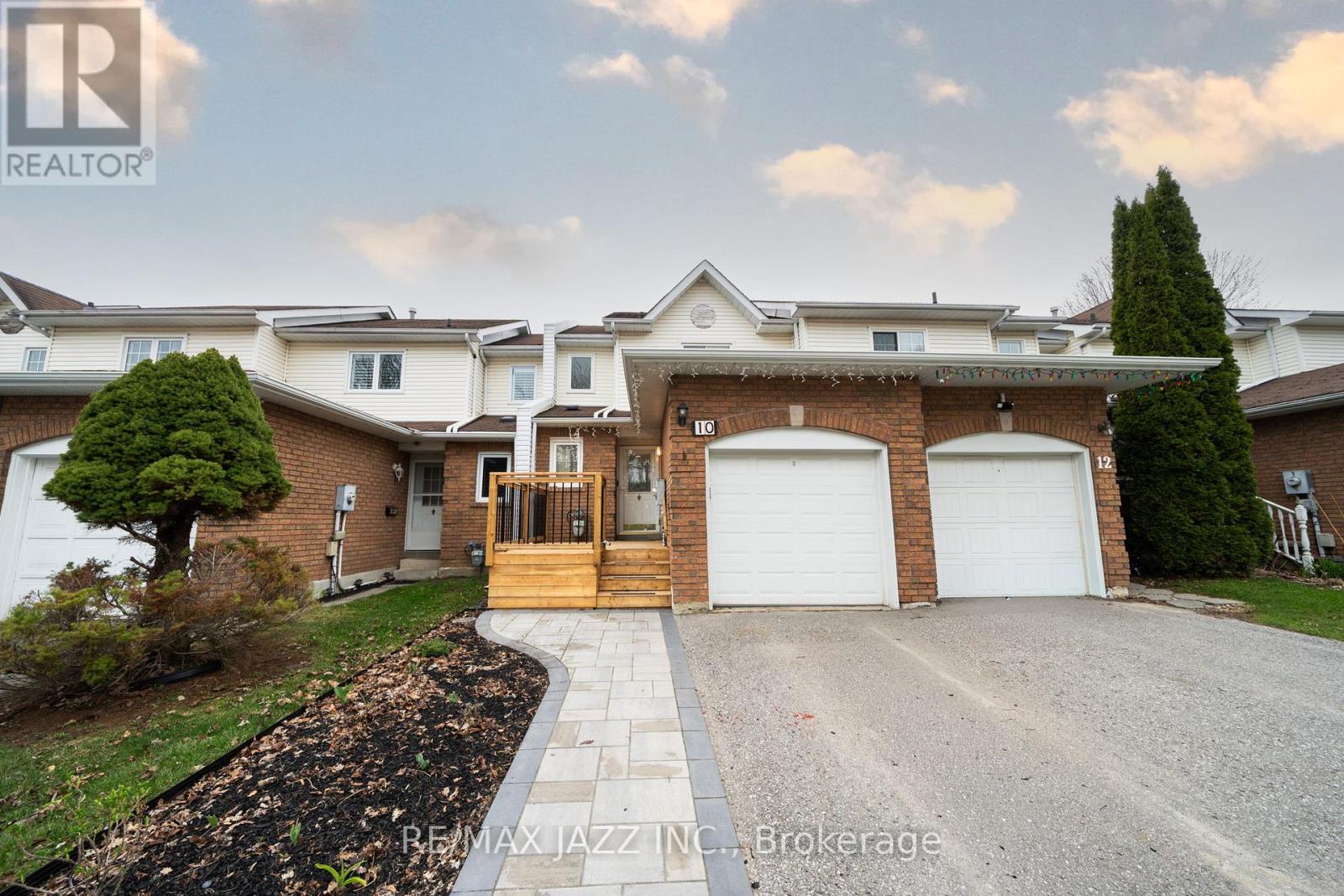 10 Pidduck Street, Clarington, Ontario L1E 2W3 - Photo 1 - E13061650