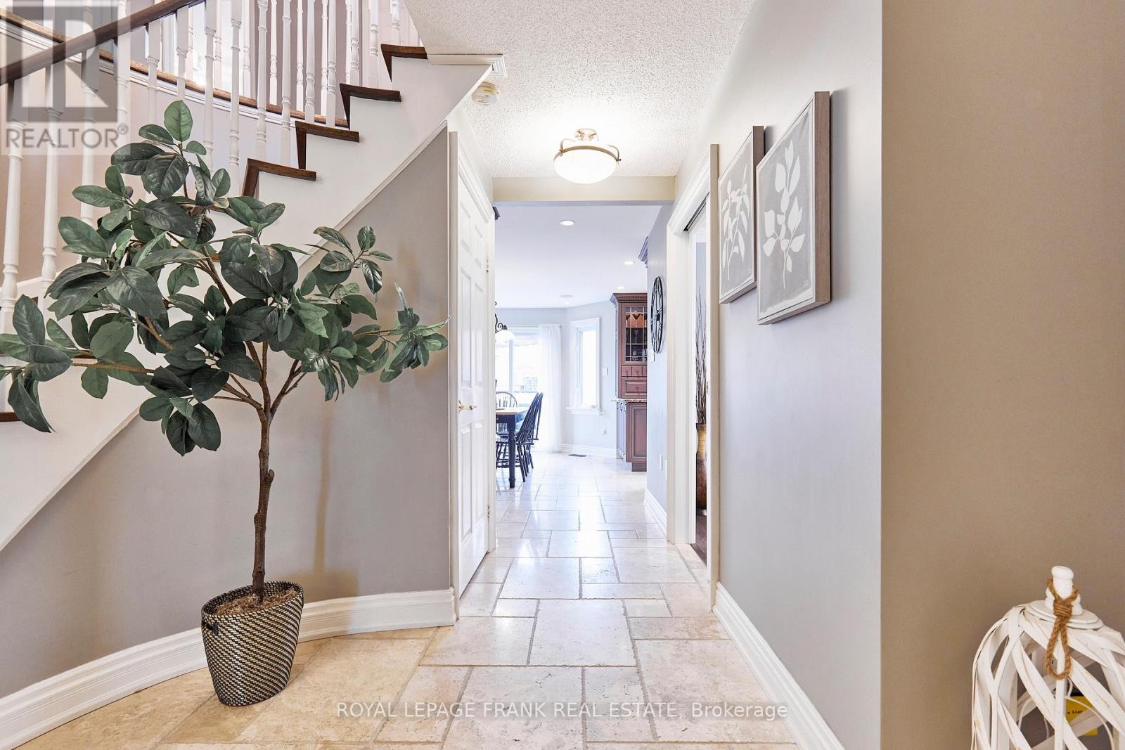 10 Dorman Drive, Whitchurch-Stouffville, Ontario  L4A 6A2 - Photo 15 - N13069356