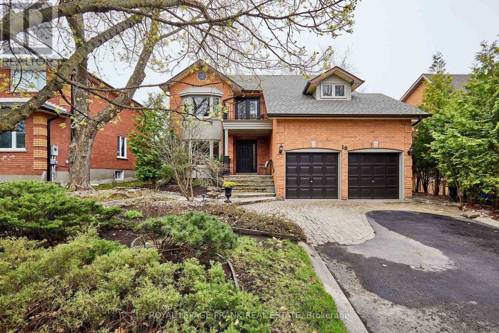 10 Dorman Drive, Whitchurch-Stouffville, Ontario  L4A 6A2 - Photo 2 - N13069356