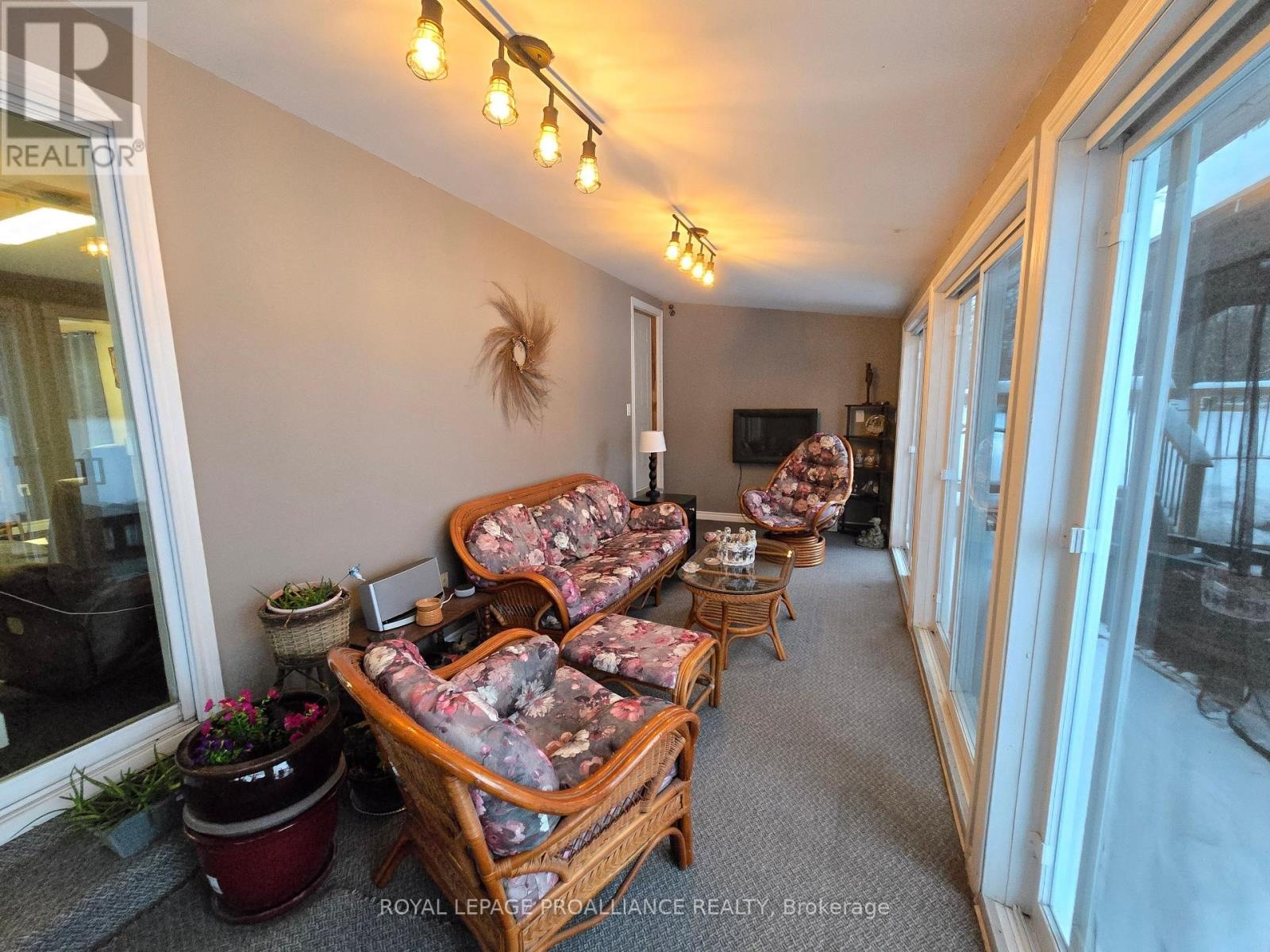 118 Hubbs Road, Prince Edward County, Ontario  K0K 1A0 - Photo 19 - X12774598