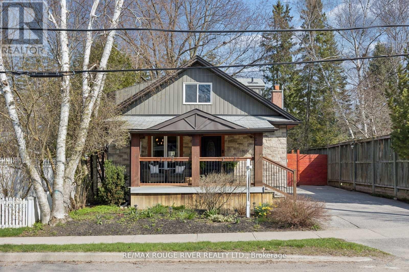 28 Columbus Road E, Oshawa, Ontario  L1H 7K4 - Photo 3 - E13074156