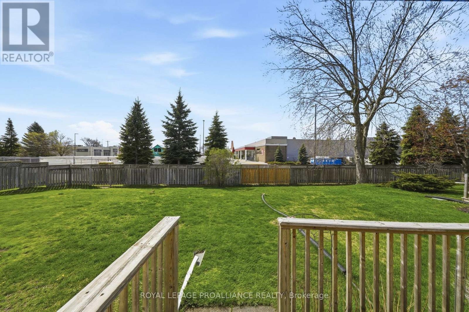 17 Pinegrove Court, Belleville, Ontario K8N 5X9 - Photo 33 - X12919198