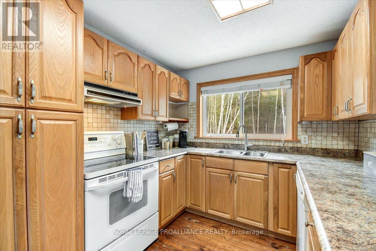 1407 Spooks Bay Lane, Highlands East, Ontario  K0L 1A0 - Photo 10 - X13082710