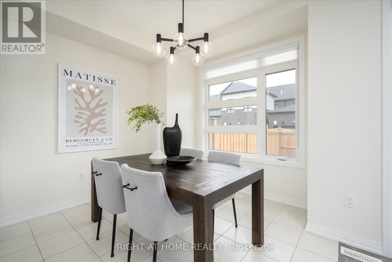 38 Van Wart Street, Whitby, Ontario  L1P 0P8 - Photo 15 - E13083006