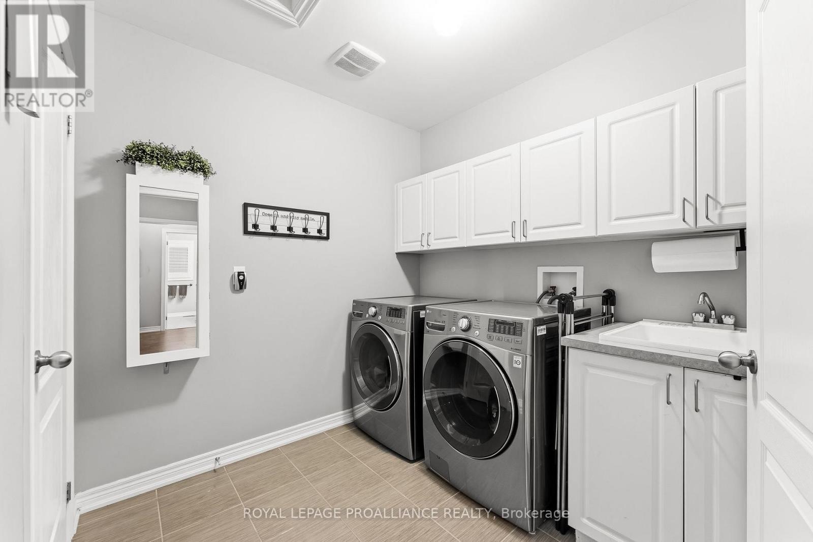 96 White Drive, Port Hope, Ontario L1A 0B6 - Photo 30 - X13086438