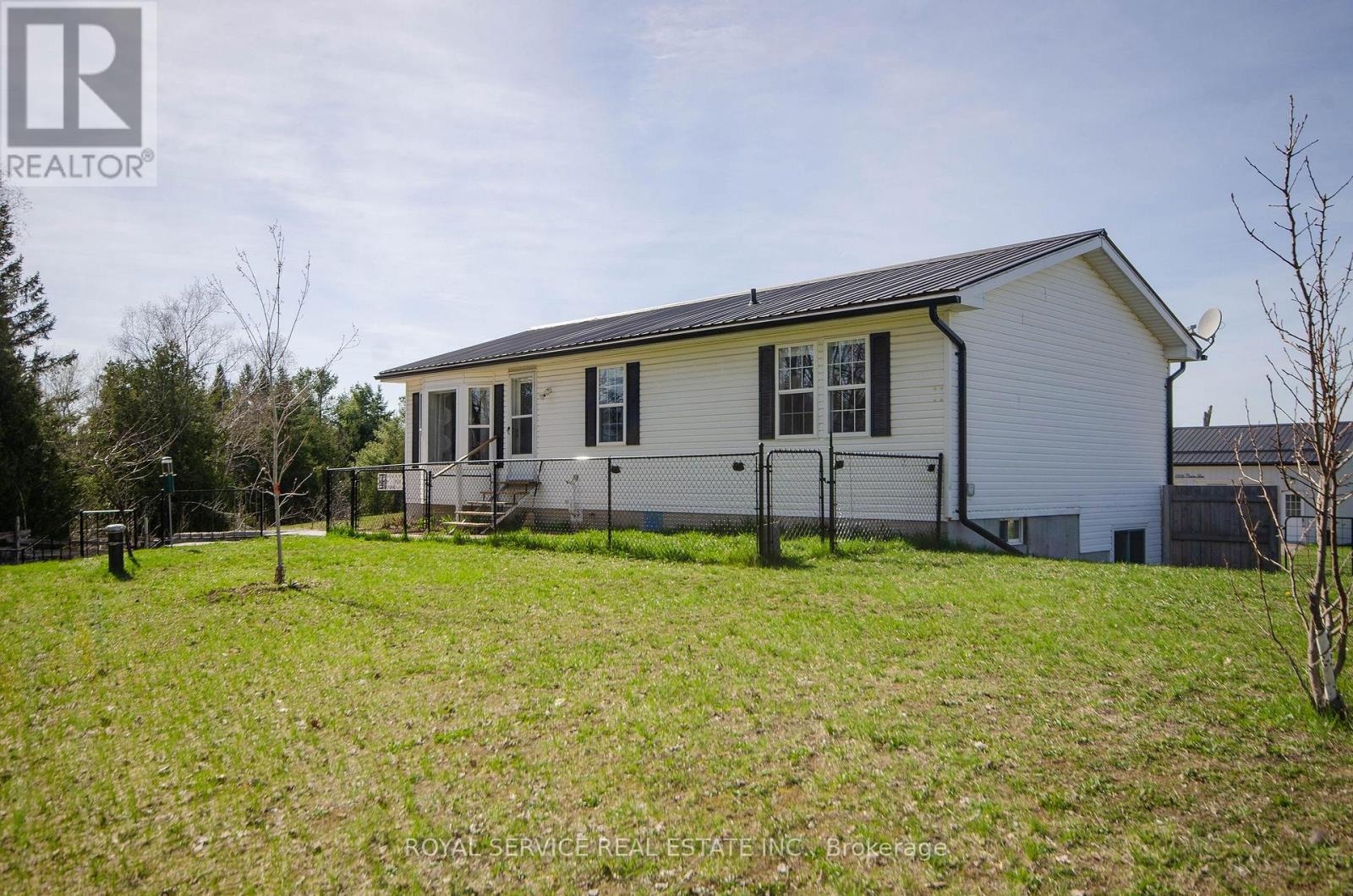 1206 Centre Line, Asphodel-Norwood, Ontario K0L 2V0 - Photo 2 - X13088634