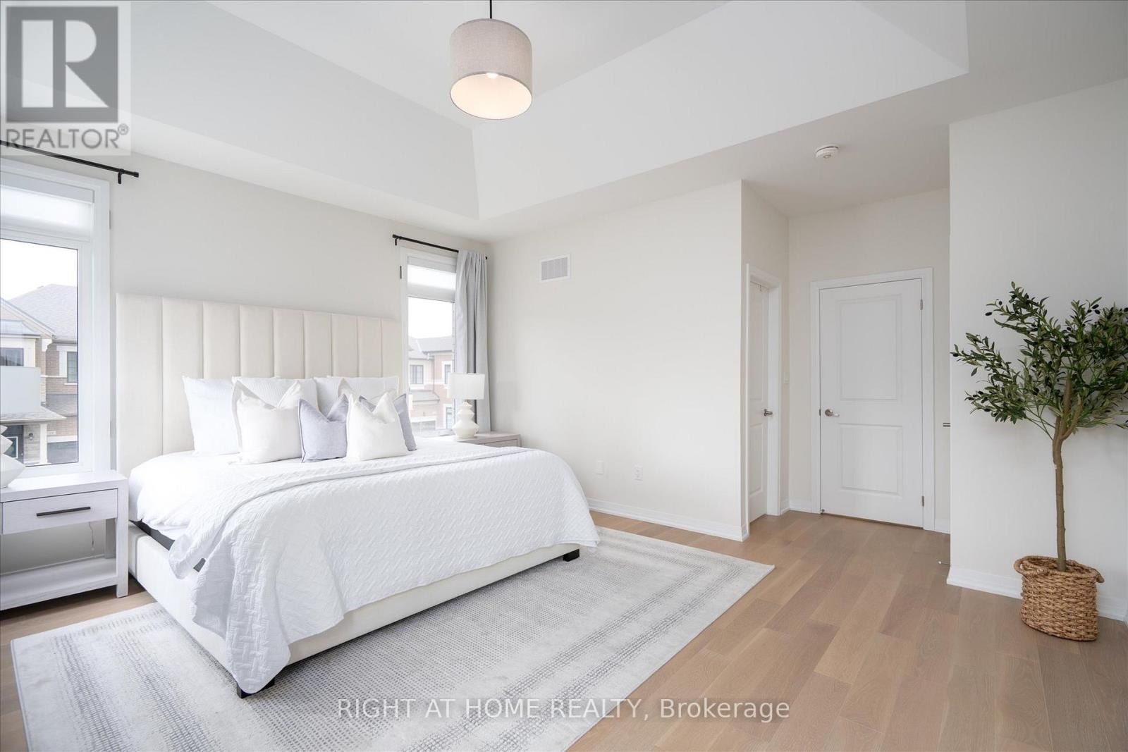 38 Van Wart Street, Whitby, Ontario  L1P 0P8 - Photo 21 - E13083006