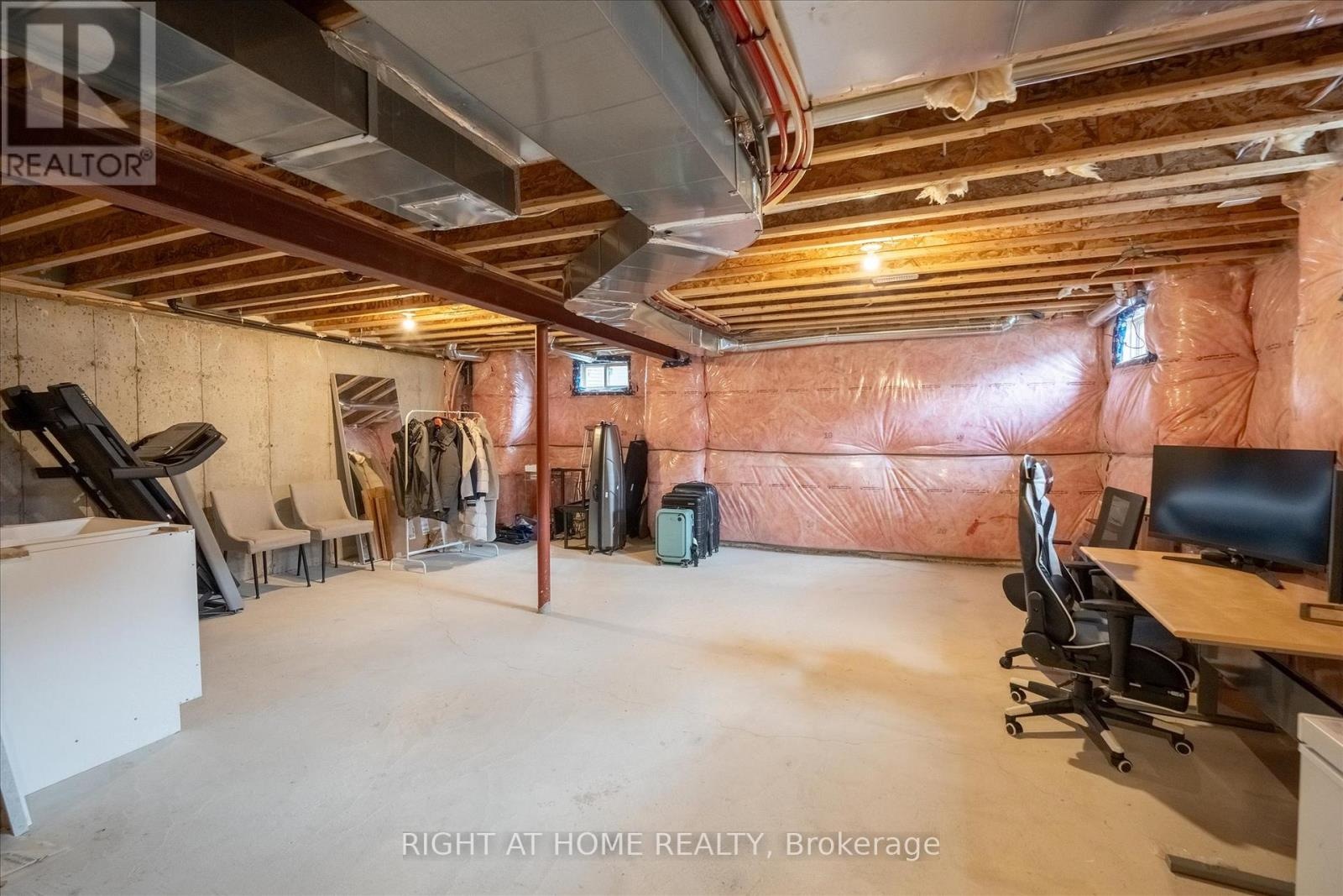 38 Van Wart Street, Whitby, Ontario  L1P 0P8 - Photo 32 - E13083006