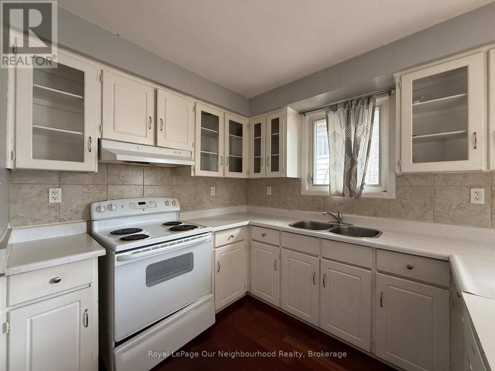 Lower - 2625 Lundene Road, Mississauga, Ontario  L5J 3Y8 - Photo 1 - W13092412