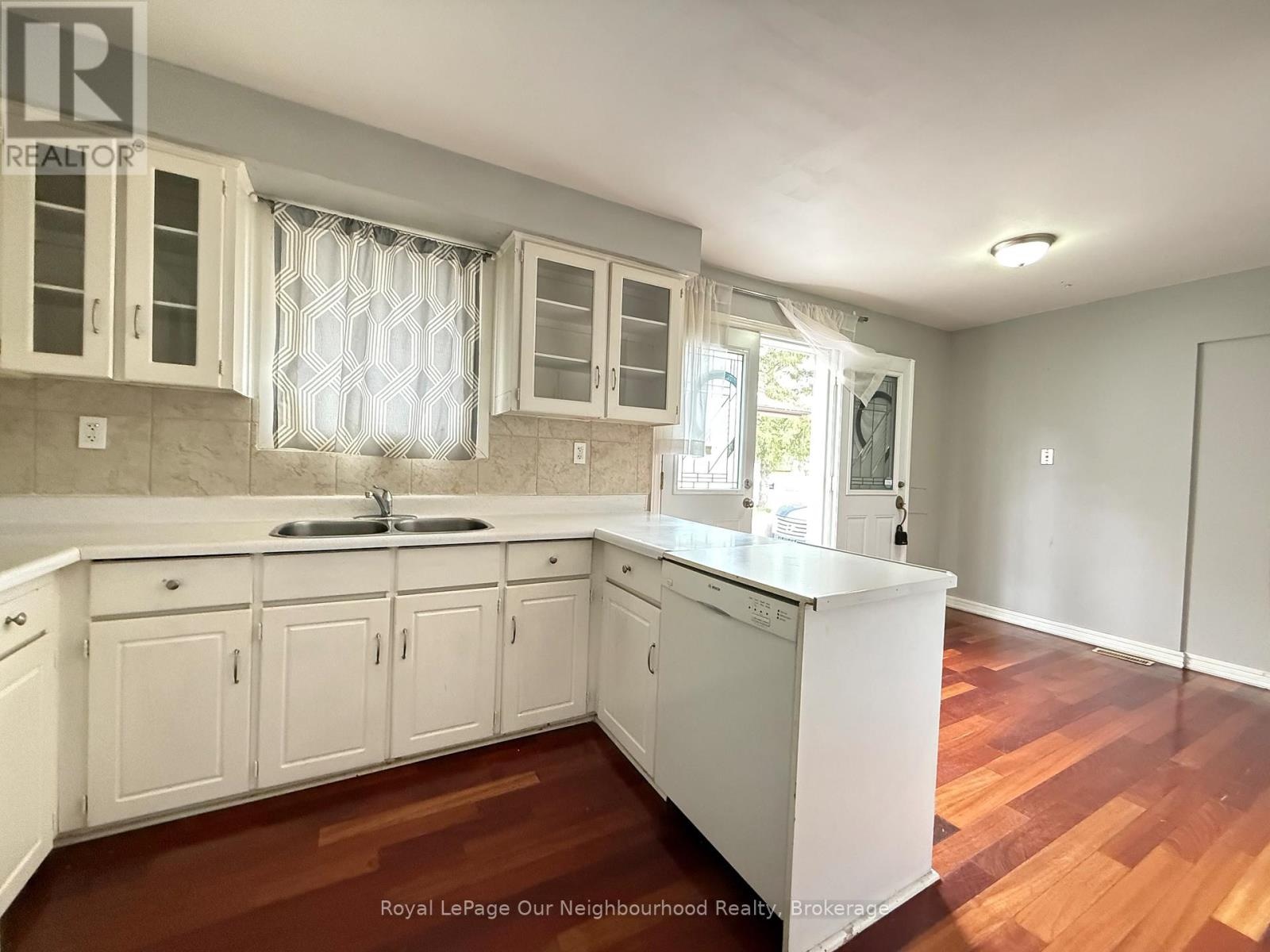 Lower - 2625 Lundene Road, Mississauga, Ontario  L5J 3Y8 - Photo 2 - W13092412