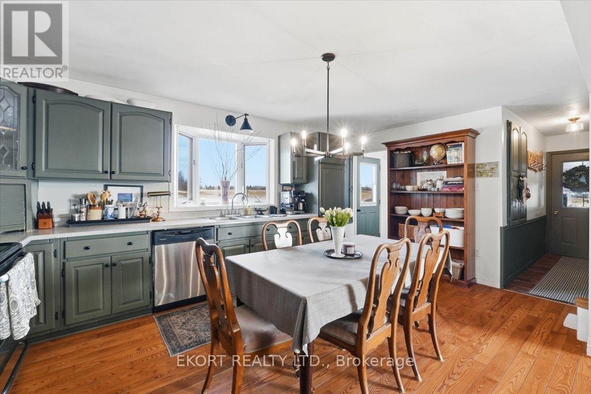 428 Hunt Road, Tweed, Ontario  K0K 3J0 - Photo 8 - X12873896