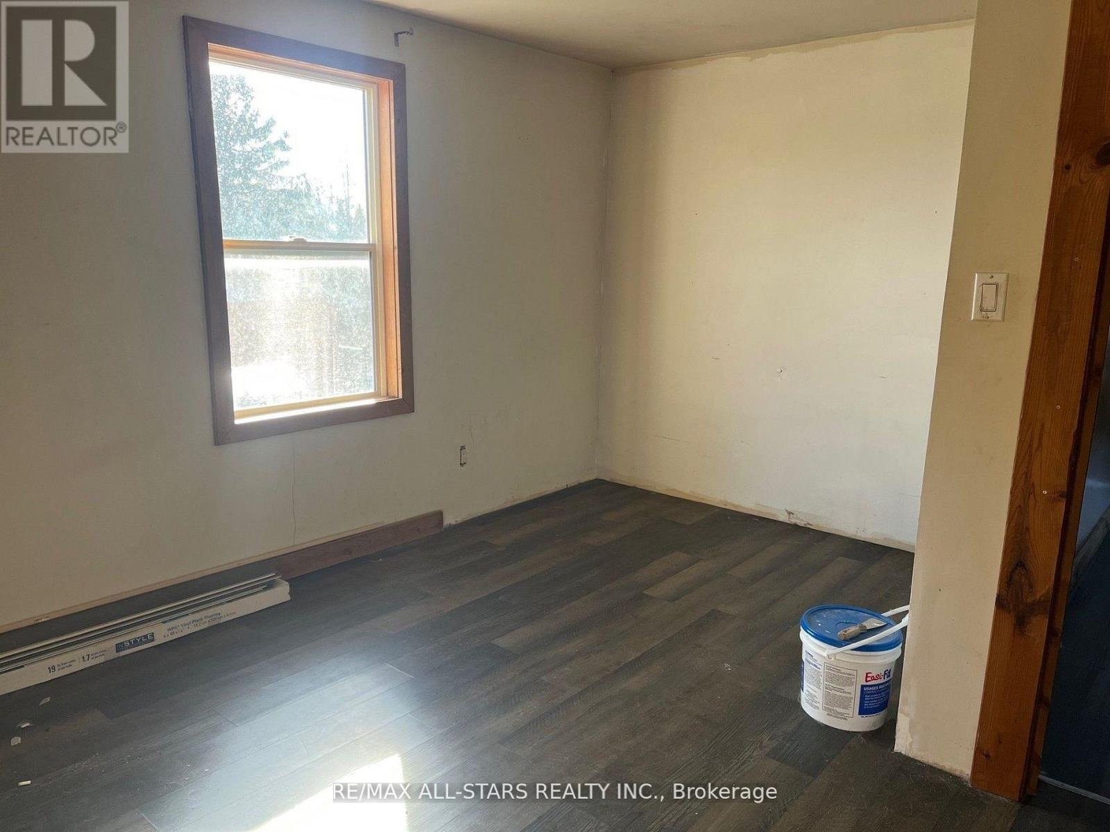 211 Burnt River Road, Kawartha Lakes, Ontario K0M 1C0 - Photo 14 - X12782122