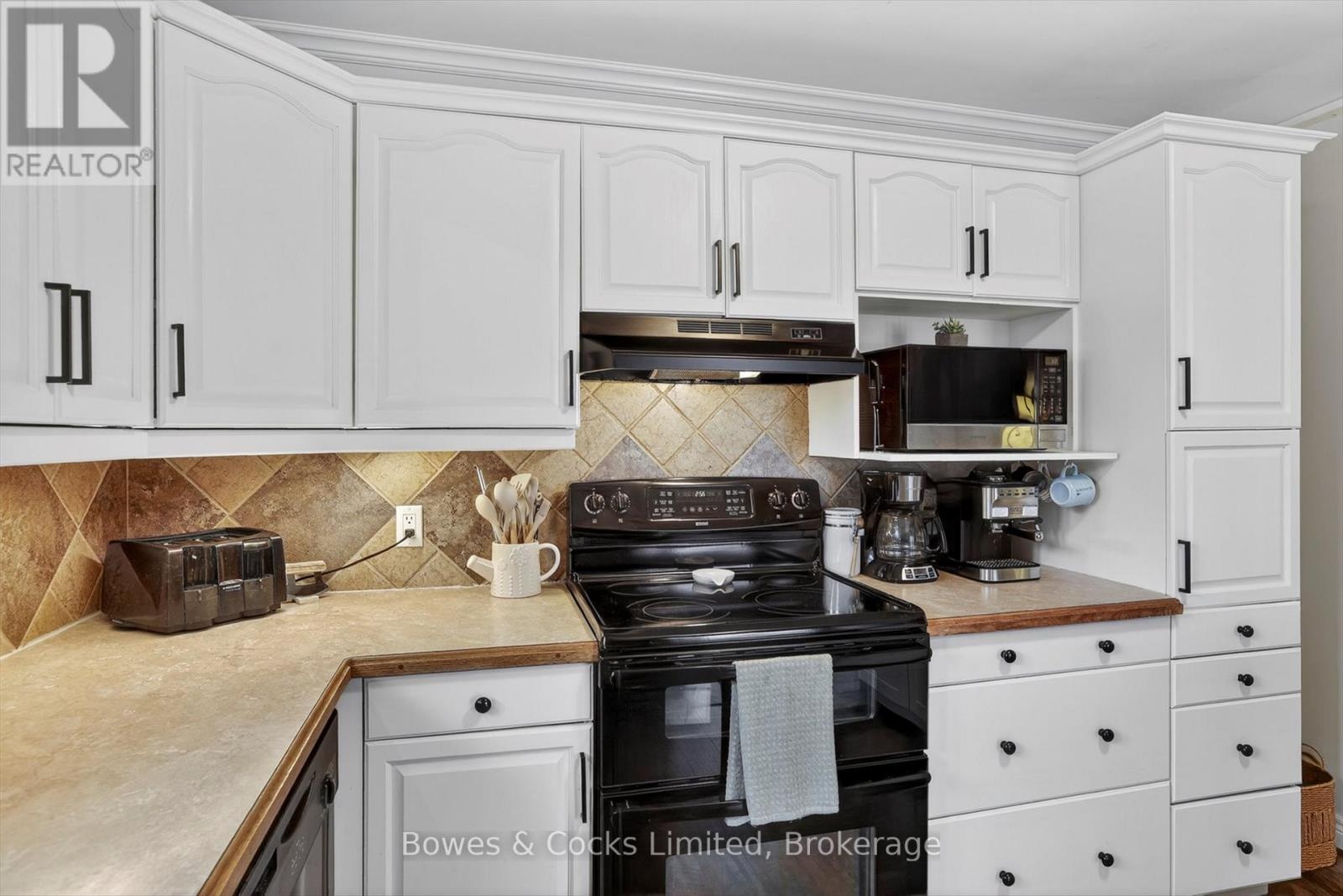 832 Cameron Street, Peterborough, Ontario  K9J 4A3 - Photo 16 - X13094934