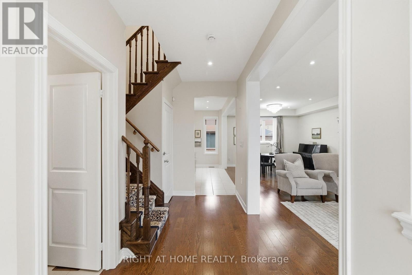 35 Gough Lane, Clarington, Ontario  L1C 0P8 - Photo 5 - E13097138