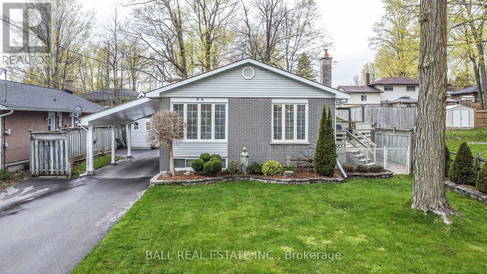 90 Parkdale Avenue, Selwyn, Ontario  K9L 1K4 - Photo 1 - X13098296