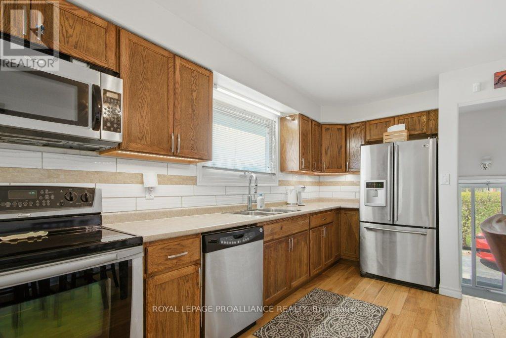 86 Store Street, Quinte West, Ontario K8V 4J2 - Photo 15 - X13099038